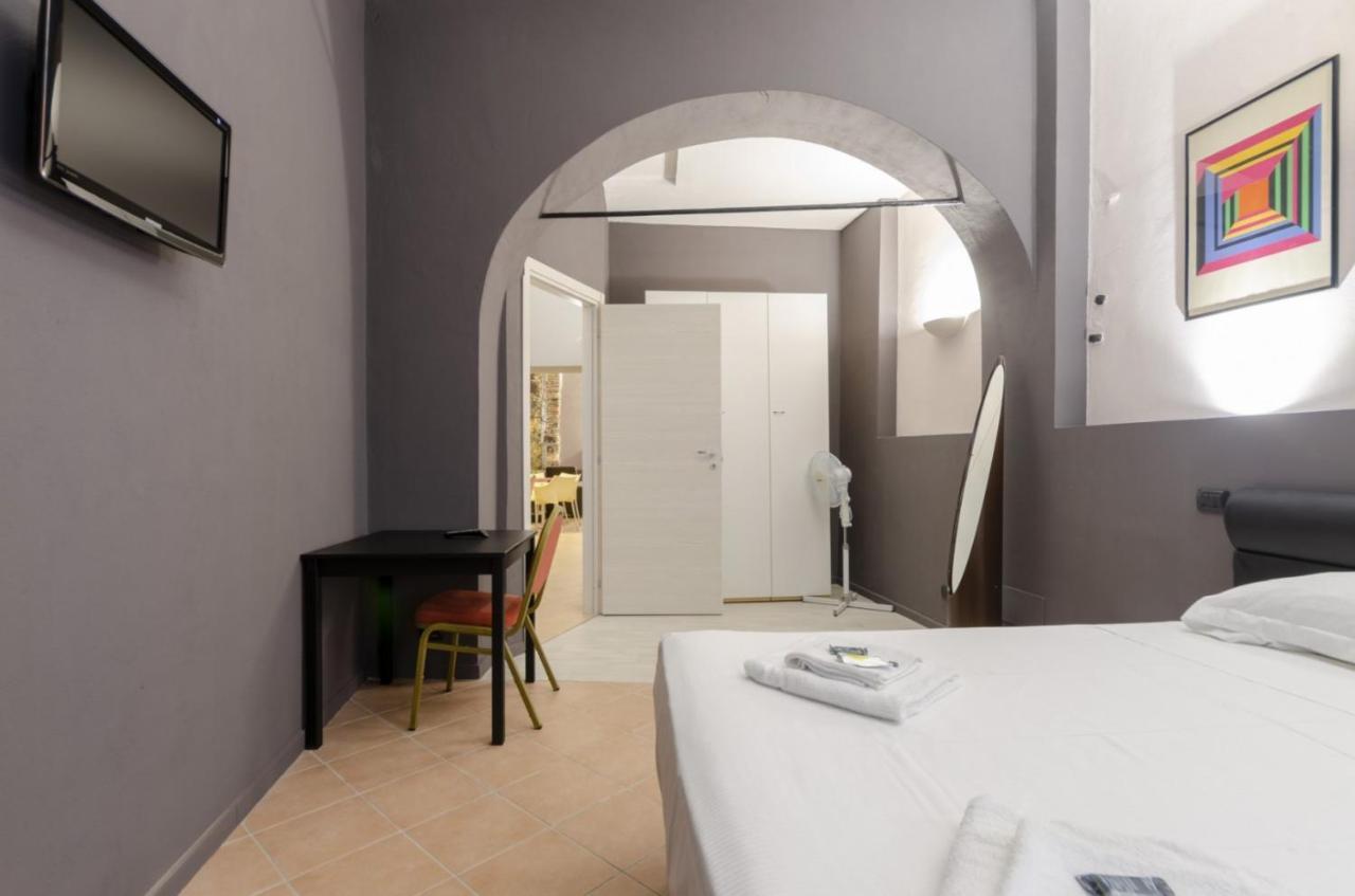 Апартаменты Joivy Warm Family Flat For 9, Near Porto Antico Генуя Экстерьер фото